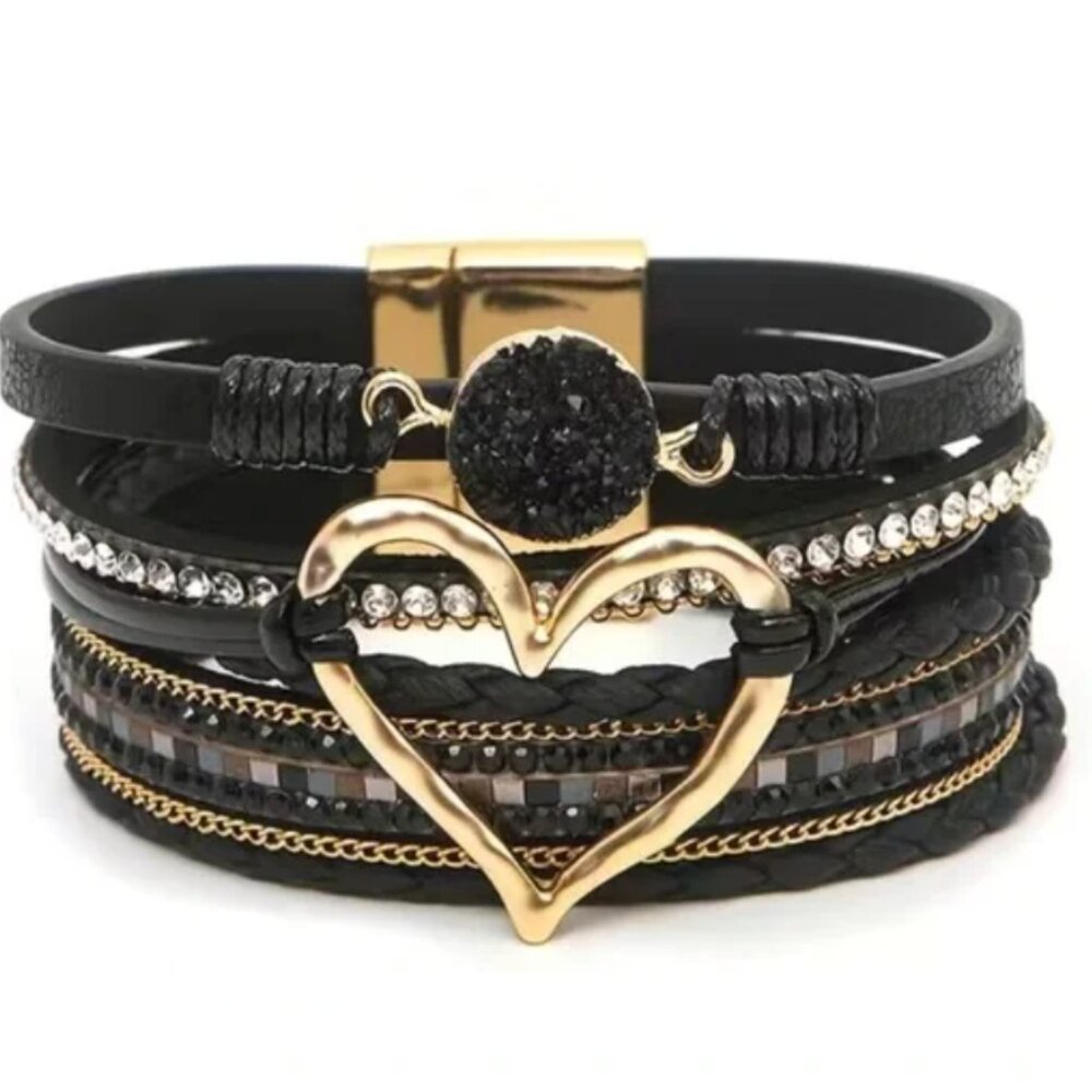 Multilayered Druzy Heart Bracelet in Black